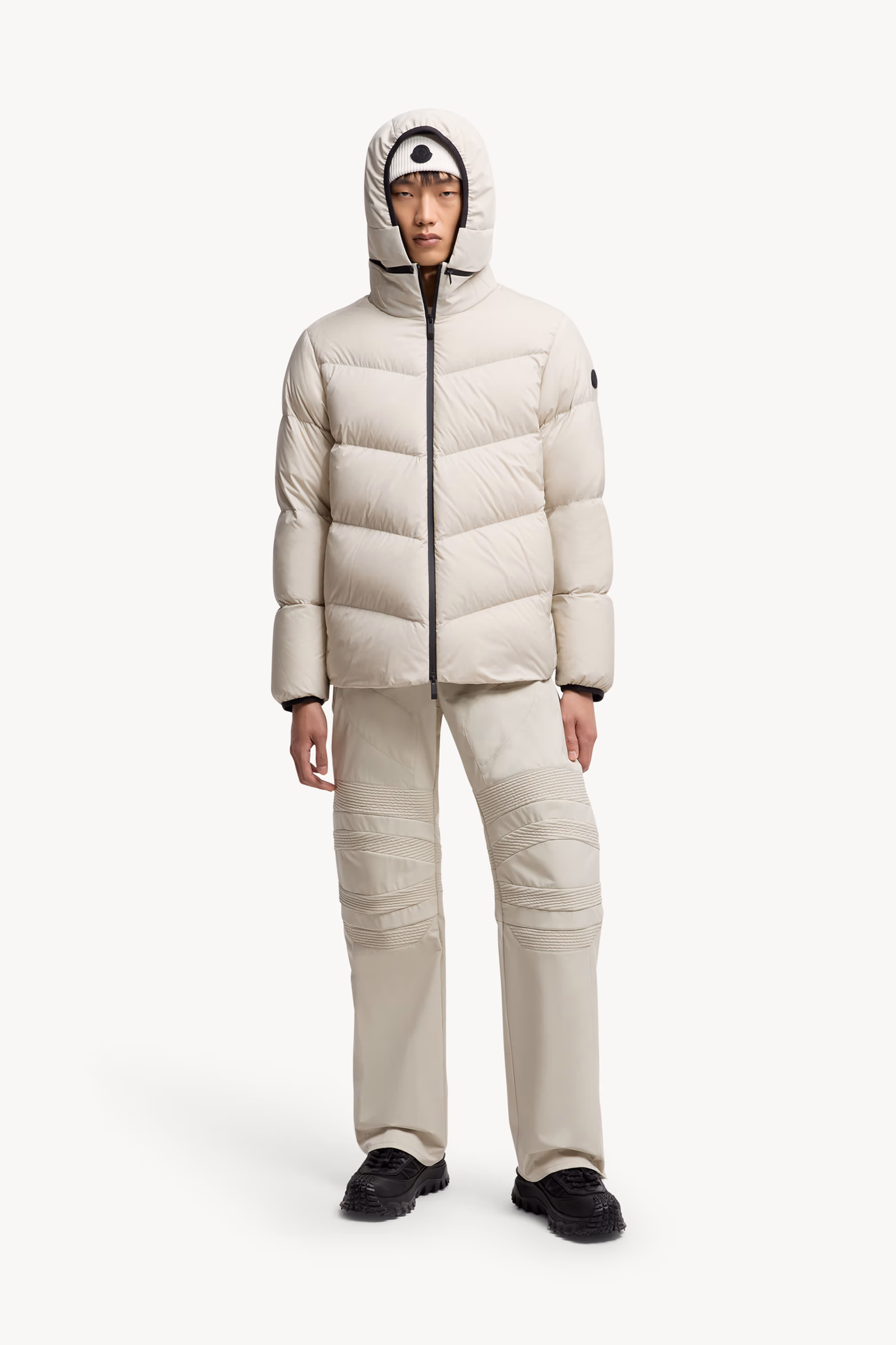 Forez Hooded Short Down Jacket Men Stone Grey Moncler 0